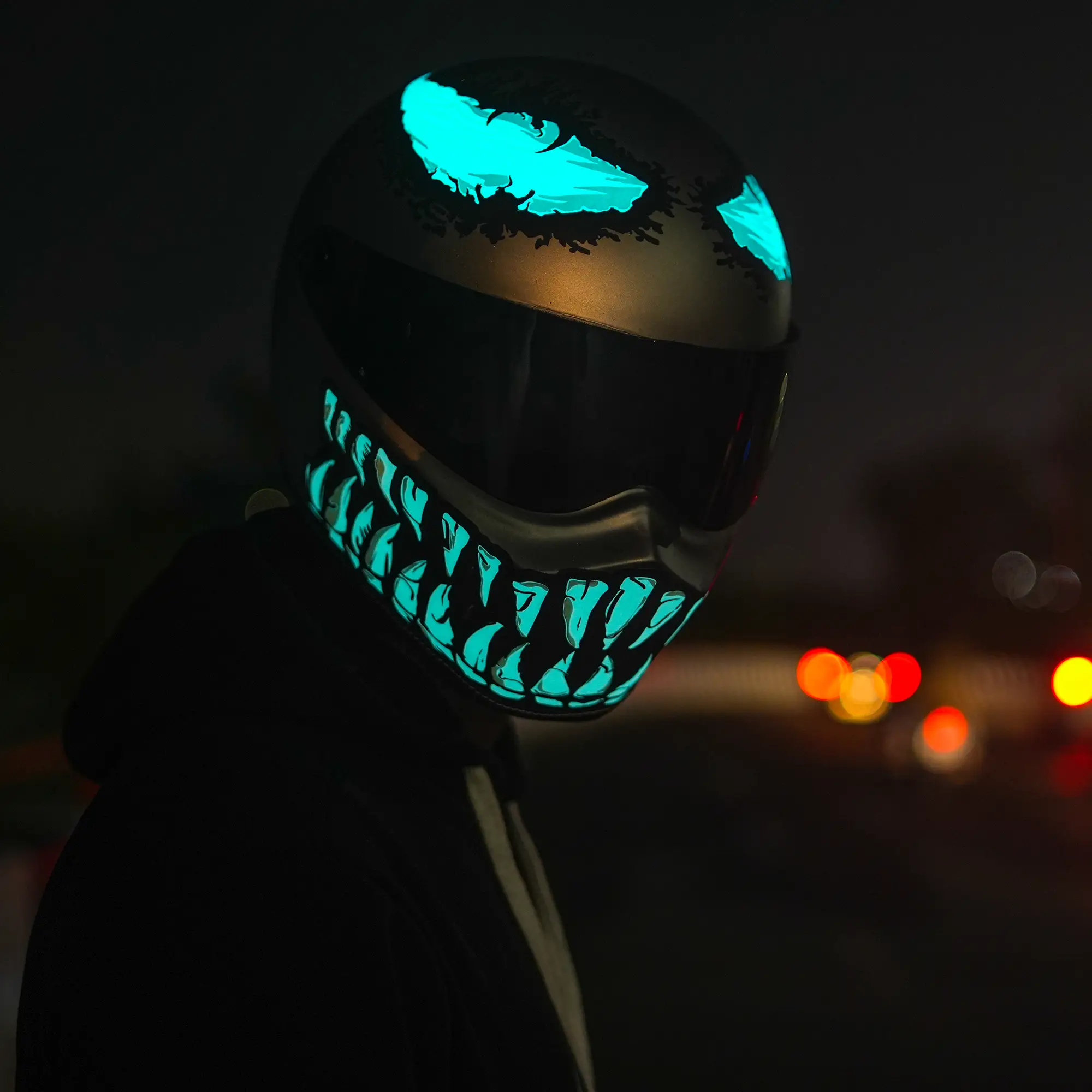 Dark Venom Helmet